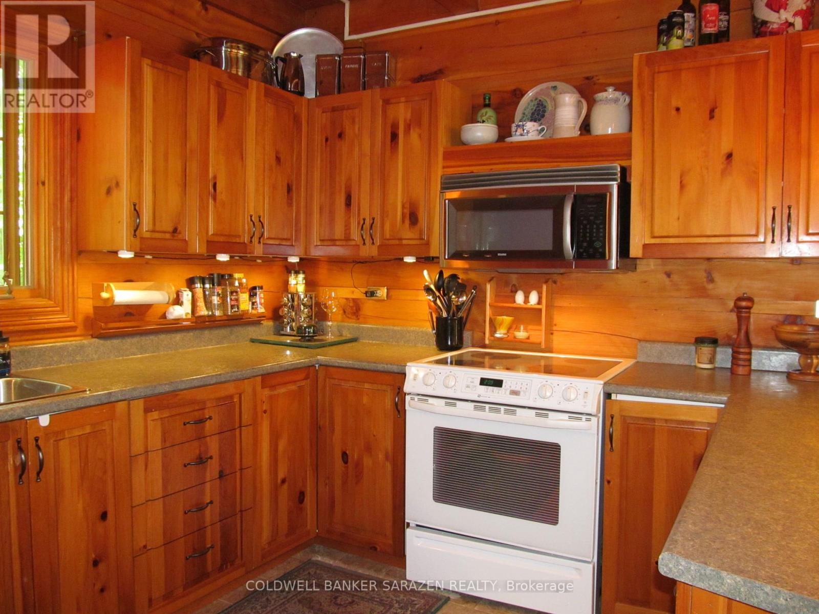 57 Viewmount Drive, Greater Madawaska, Ontario  K0J 1H0 - Photo 17 - X12364632
