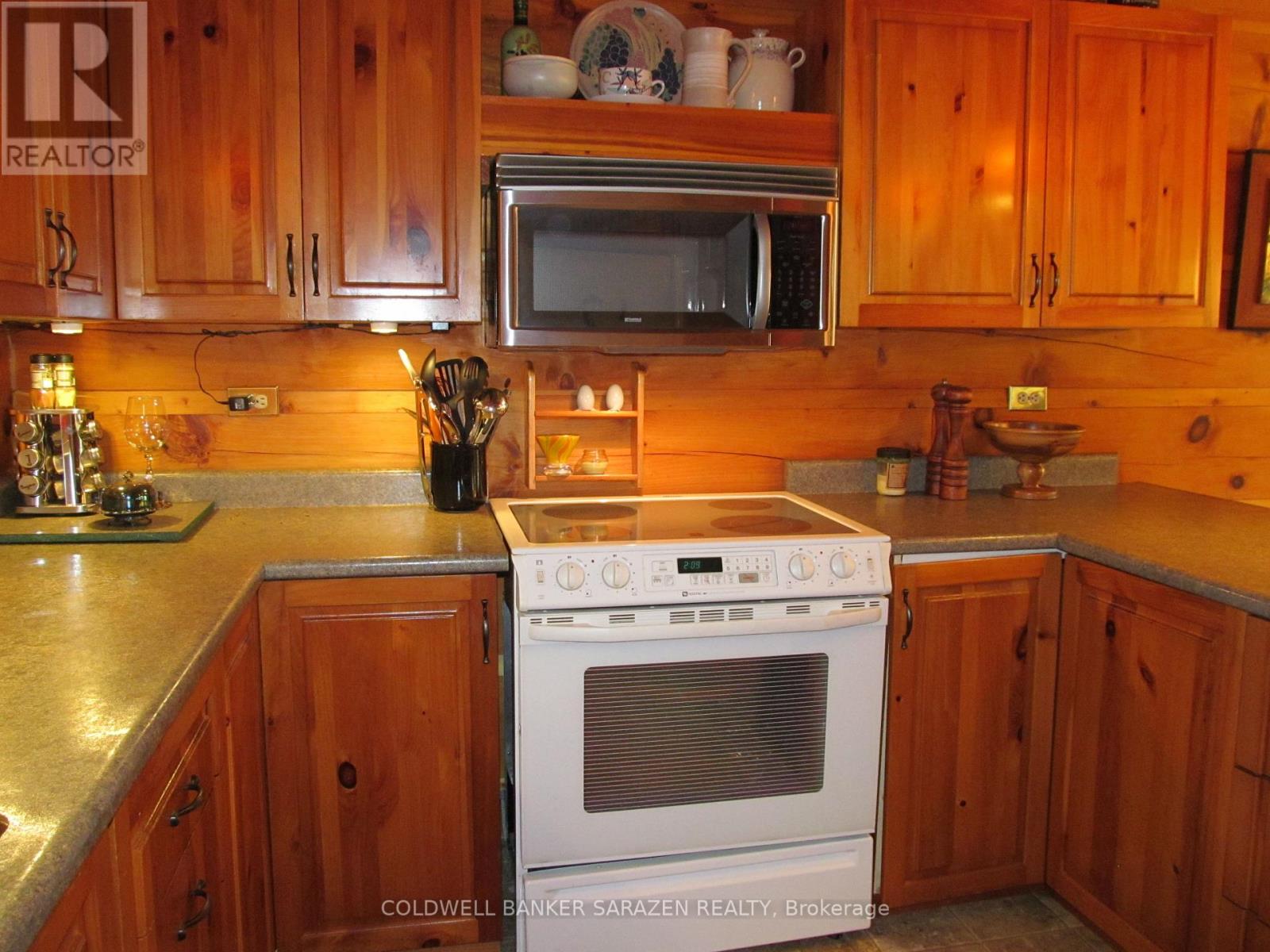 57 Viewmount Drive, Greater Madawaska, Ontario  K0J 1H0 - Photo 18 - X12364632