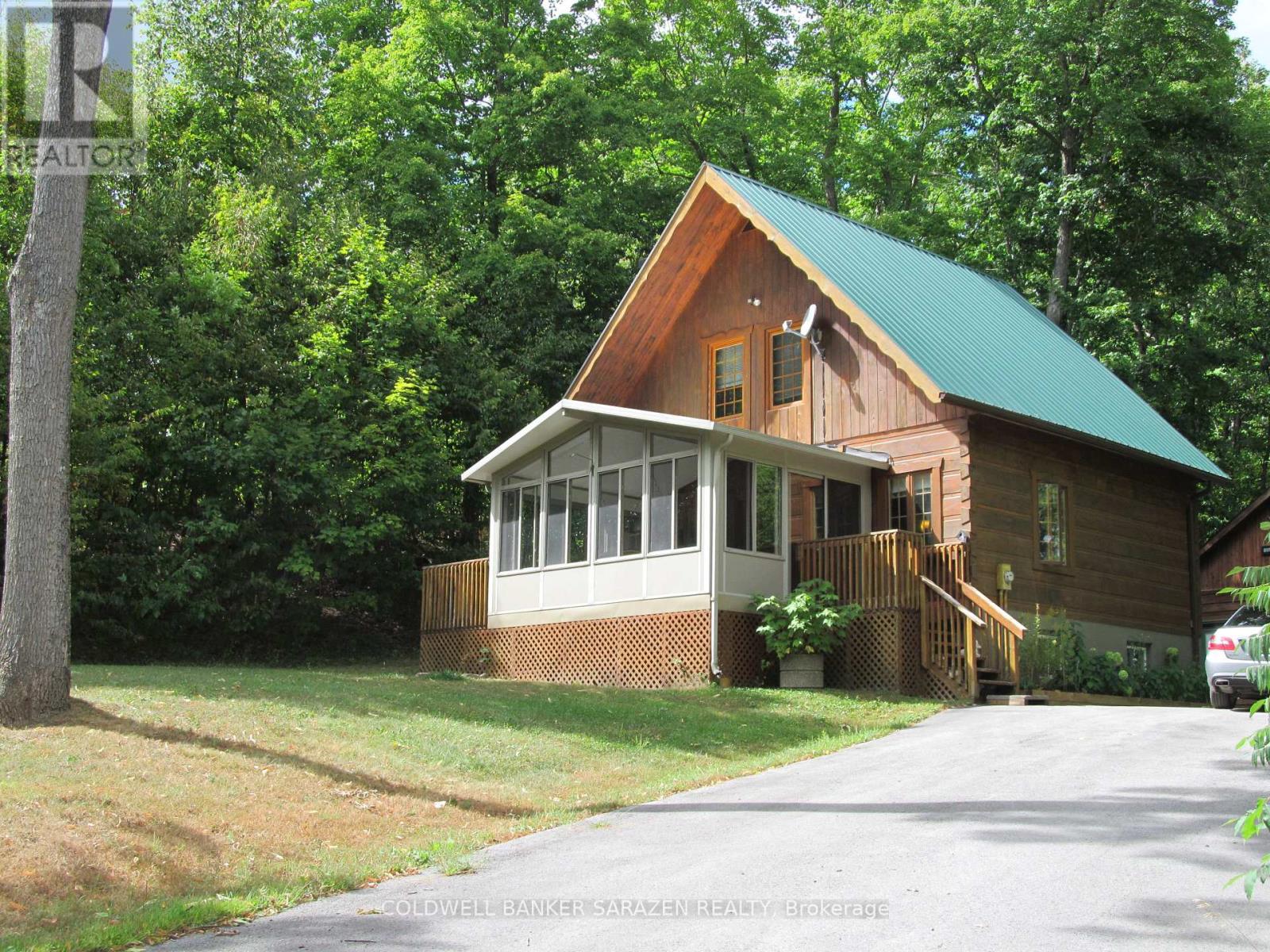 57 Viewmount Drive, Greater Madawaska, Ontario  K0J 1H0 - Photo 4 - X12364632