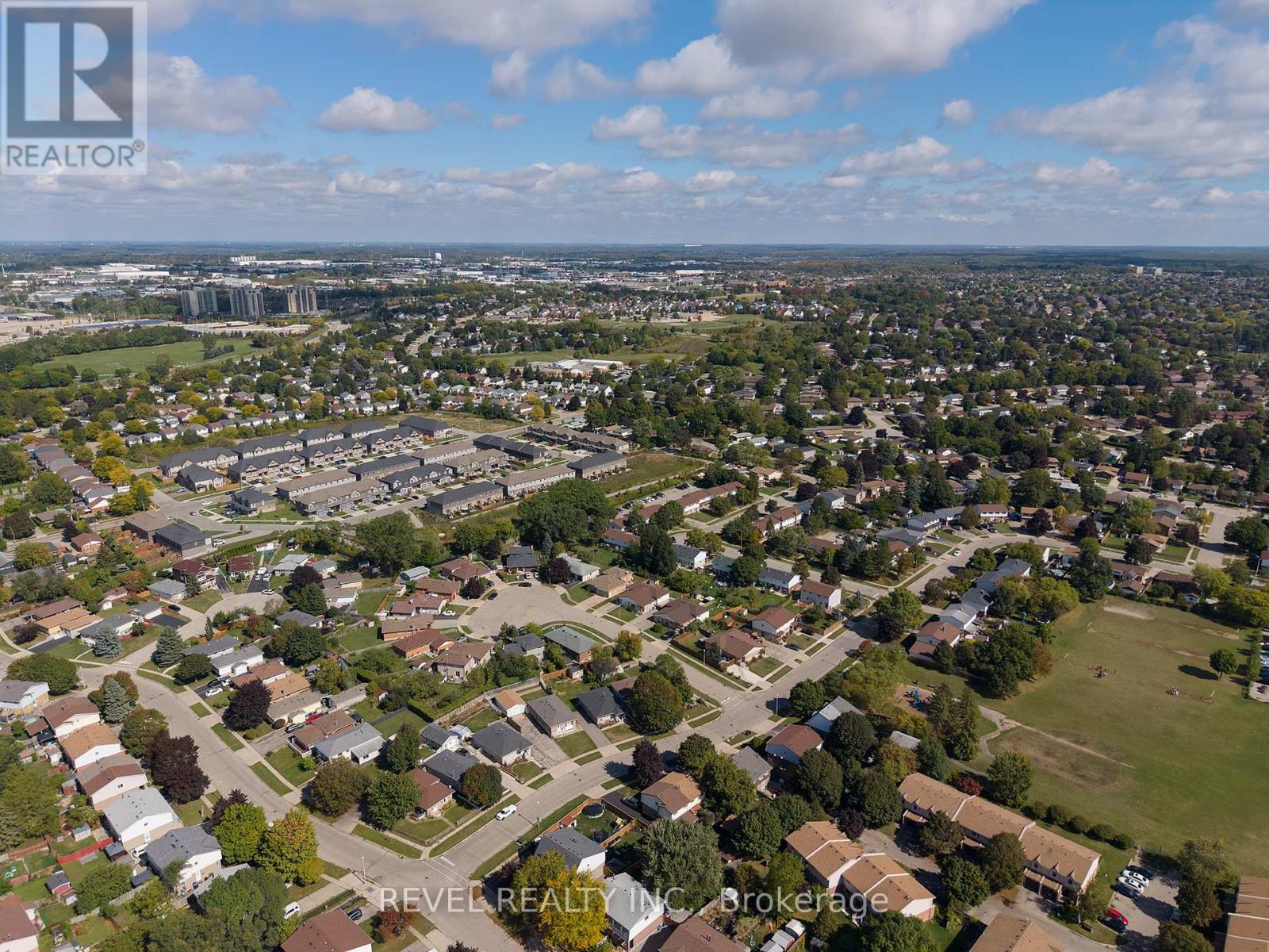 24 Avenue Road, Cambridge, Ontario  N1R 1B7 - Photo 34 - X12446459