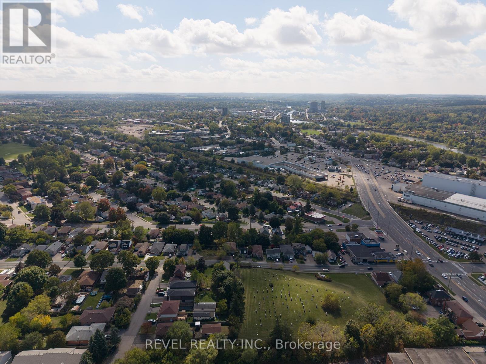 24 Avenue Road, Cambridge, Ontario  N1R 1B7 - Photo 37 - X12446459