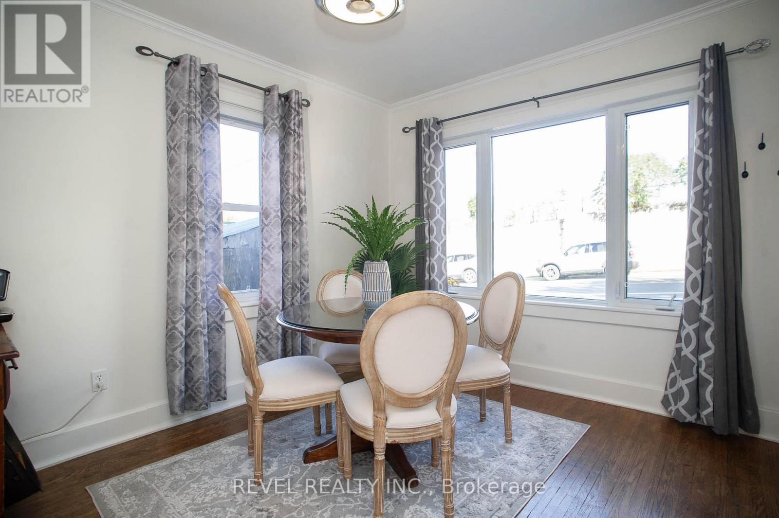 24 Avenue Road, Cambridge, Ontario  N1R 1B7 - Photo 7 - X12446459