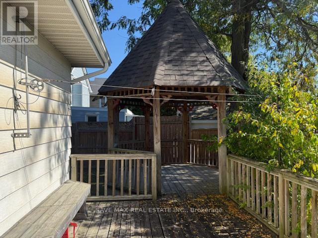 105 Bald Street, Welland, Ontario  L3C 5C2 - Photo 24 - X12446473