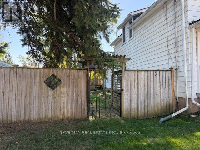 105 Bald Street, Welland, Ontario  L3C 5C2 - Photo 37 - X12446473