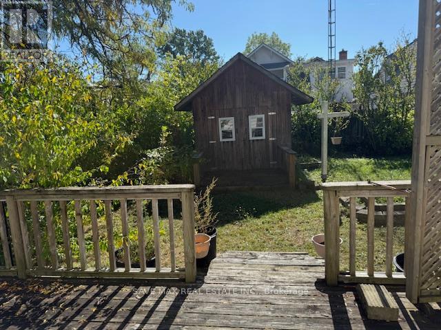 105 Bald Street, Welland, Ontario  L3C 5C2 - Photo 43 - X12446473