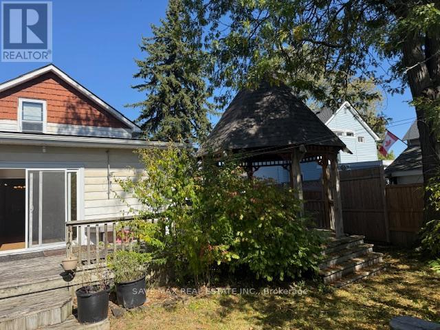 105 Bald Street, Welland, Ontario  L3C 5C2 - Photo 7 - X12446473