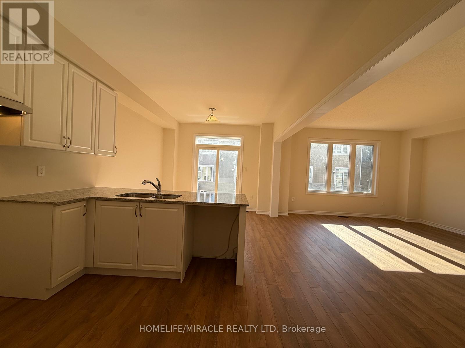 141 Mcgill Avenue, Erin, Ontario  N0B 1T0 - Photo 11 - X12446488