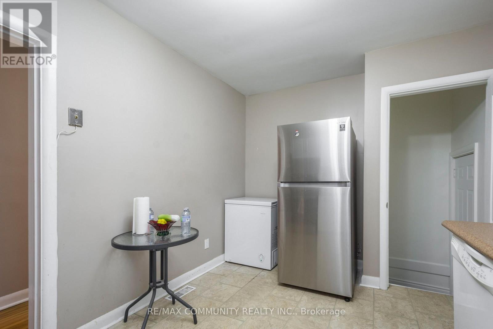 Main Floor - 69 Elizabeth Crescent, Belleville, Ontario  K8N 1K7 - Photo 14 - X12446495