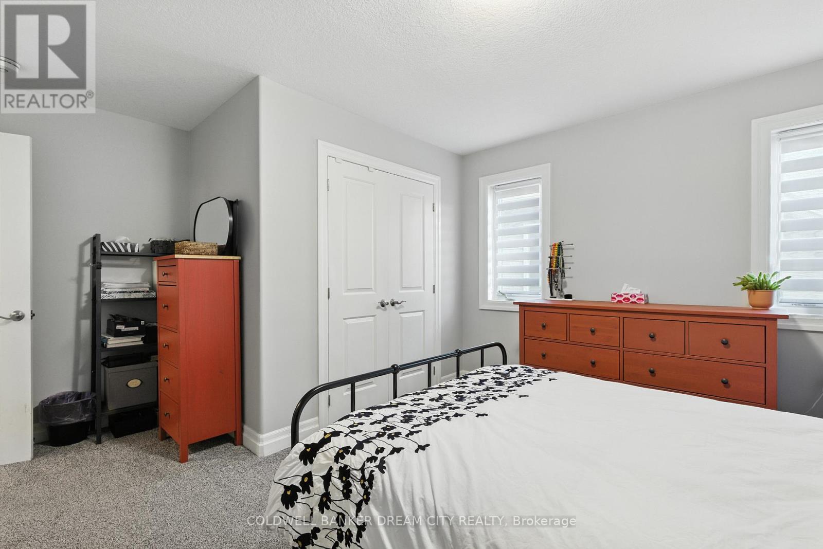 10 Honey Bend, St. Thomas, Ontario  N5R 0H6 - Photo 31 - X12446529
