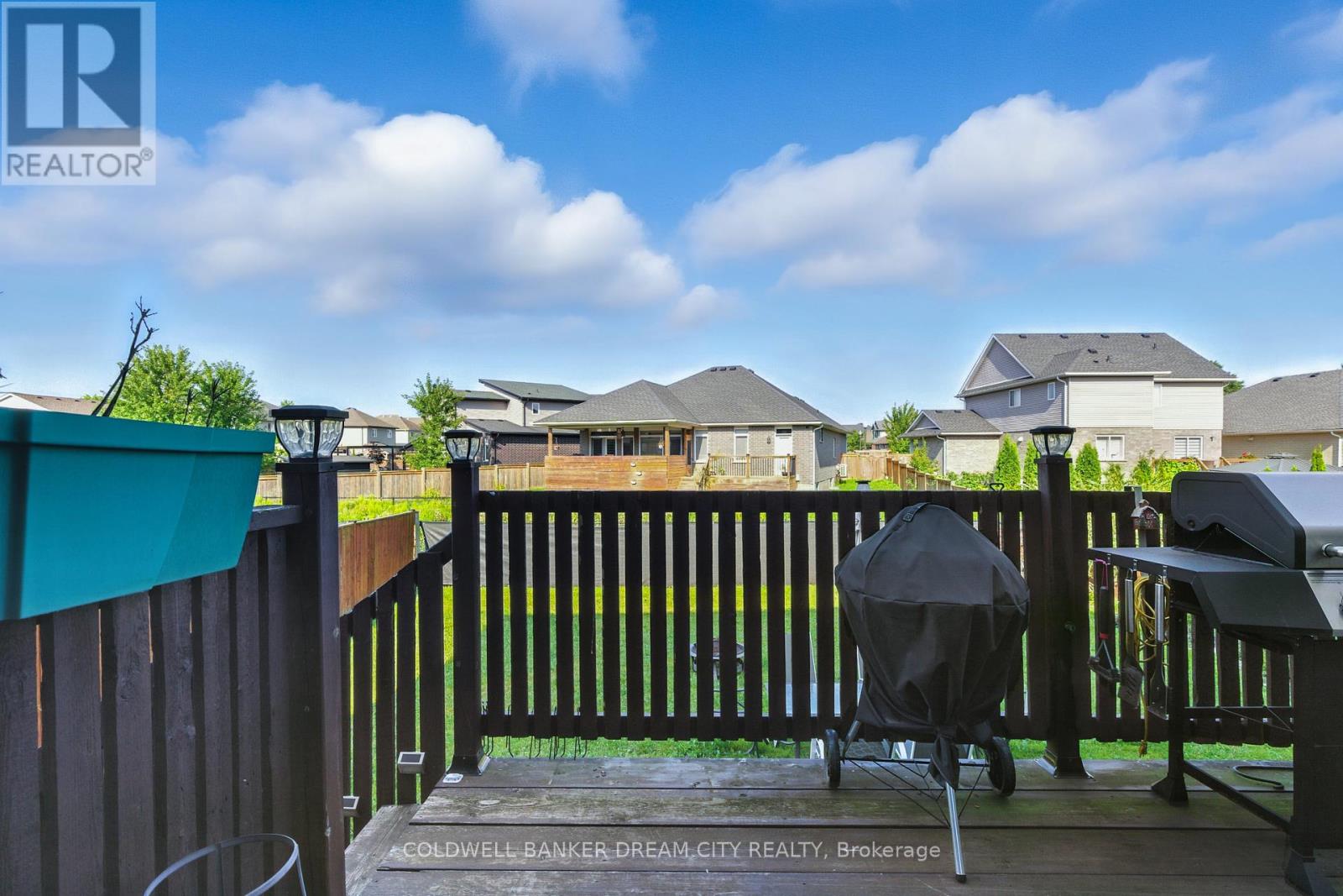 10 Honey Bend, St. Thomas, Ontario  N5R 0H6 - Photo 34 - X12446529