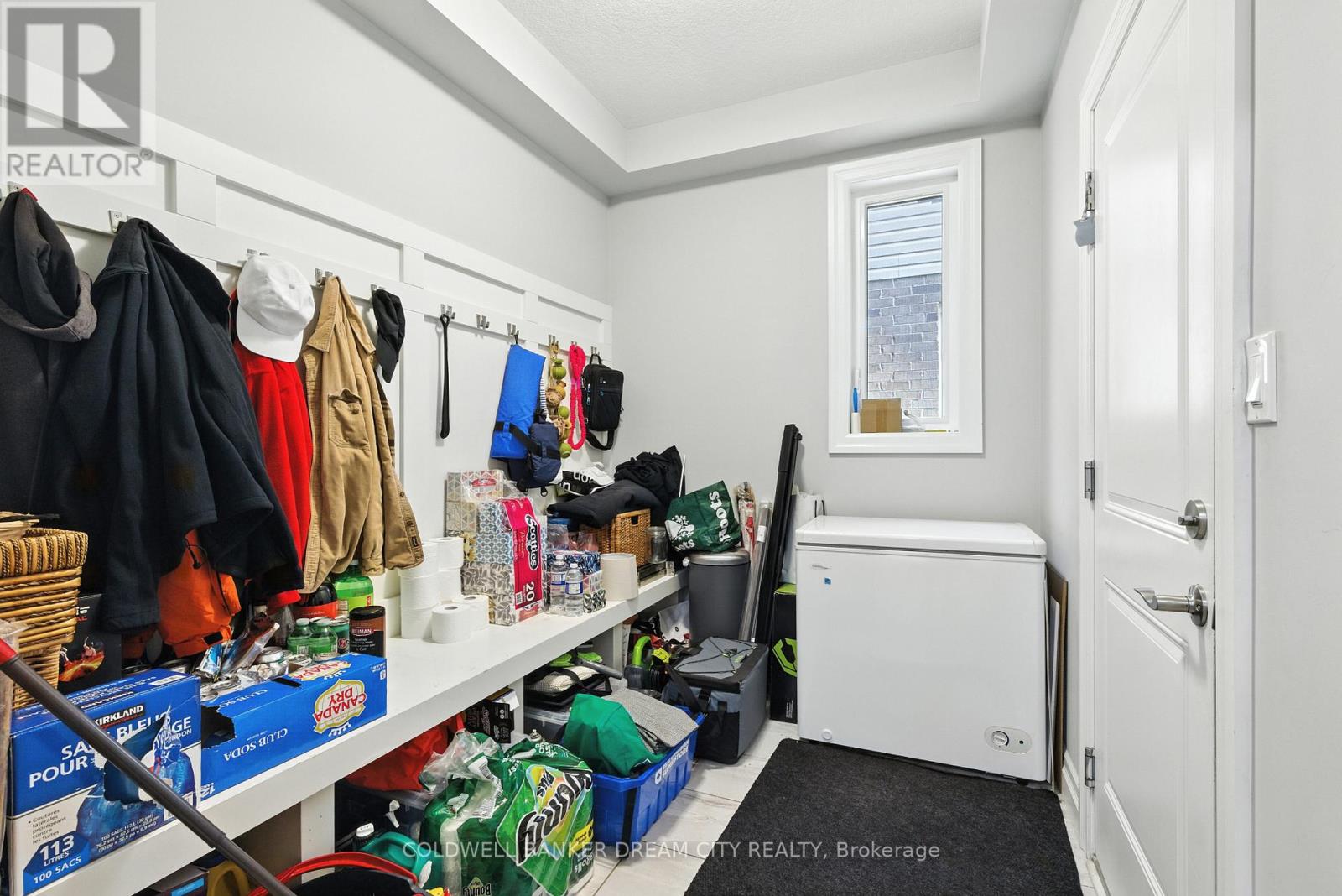 10 Honey Bend, St. Thomas, Ontario  N5R 0H6 - Photo 9 - X12446529