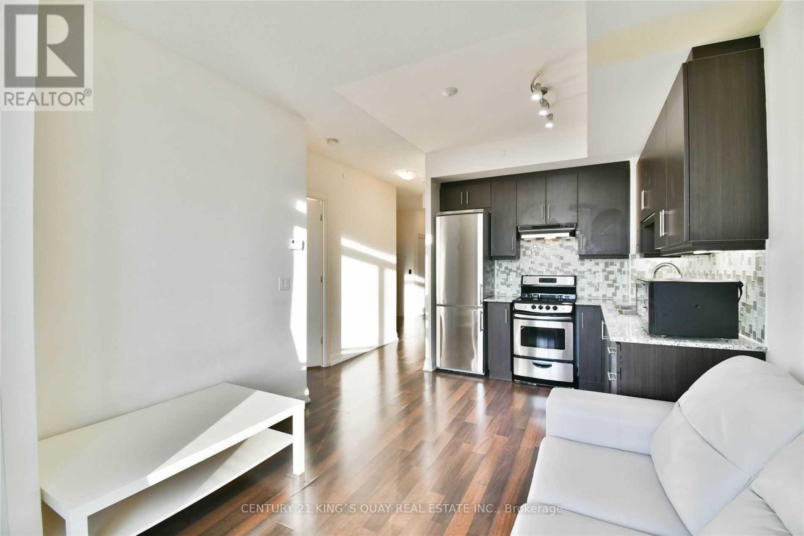 207 - 68 Canterbury Place, Toronto, Ontario  M2N 0B9 - Photo 10 - C12446545