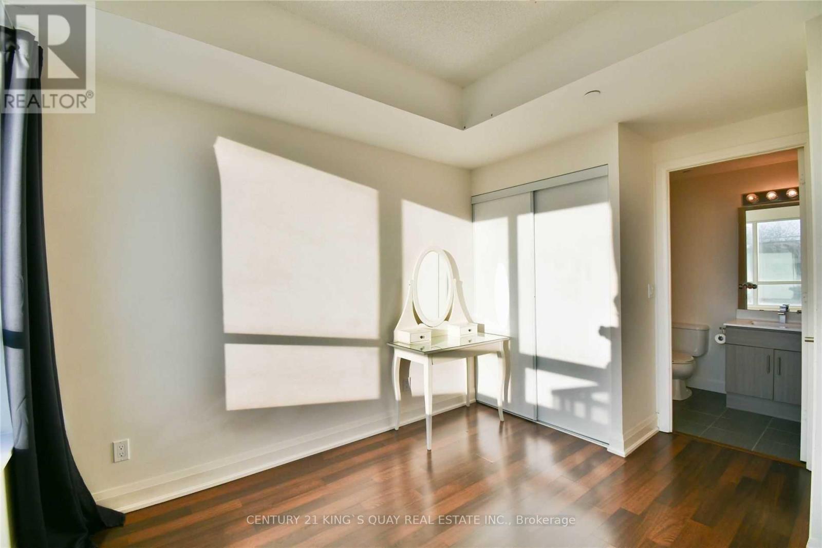 207 - 68 Canterbury Place, Toronto, Ontario  M2N 0B9 - Photo 14 - C12446545