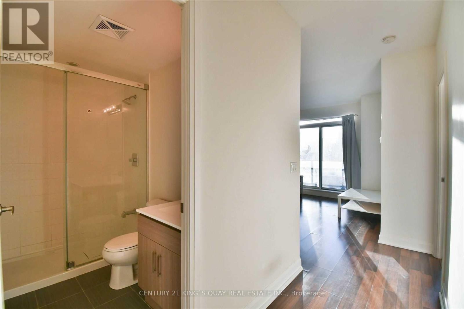 207 - 68 Canterbury Place, Toronto, Ontario  M2N 0B9 - Photo 8 - C12446545