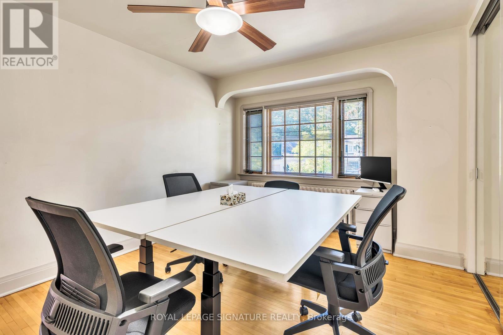 221 Hanna Road, Toronto (Leaside), Ontario  M4G 3P2 - Photo 22 - C12446559