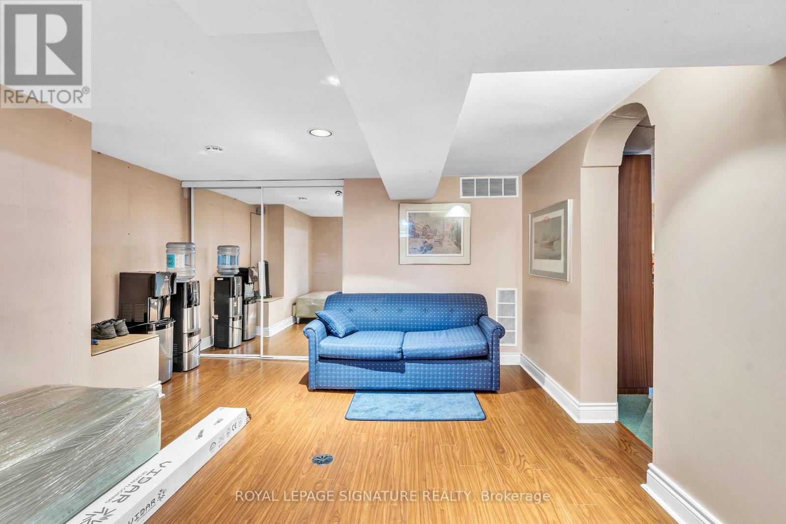 221 Hanna Road, Toronto (Leaside), Ontario  M4G 3P2 - Photo 29 - C12446559