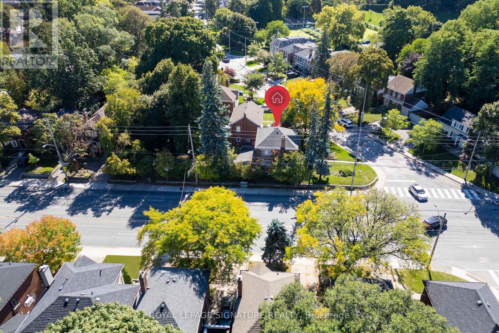 221 Hanna Road, Toronto (Leaside), Ontario  M4G 3P2 - Photo 43 - C12446559