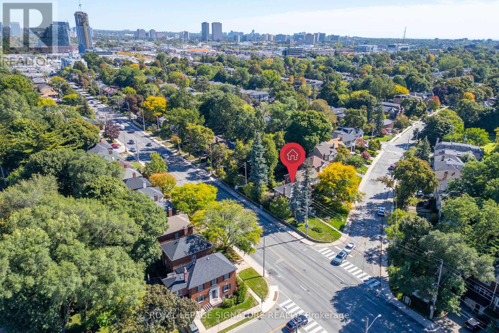 221 Hanna Road, Toronto (Leaside), Ontario  M4G 3P2 - Photo 45 - C12446559