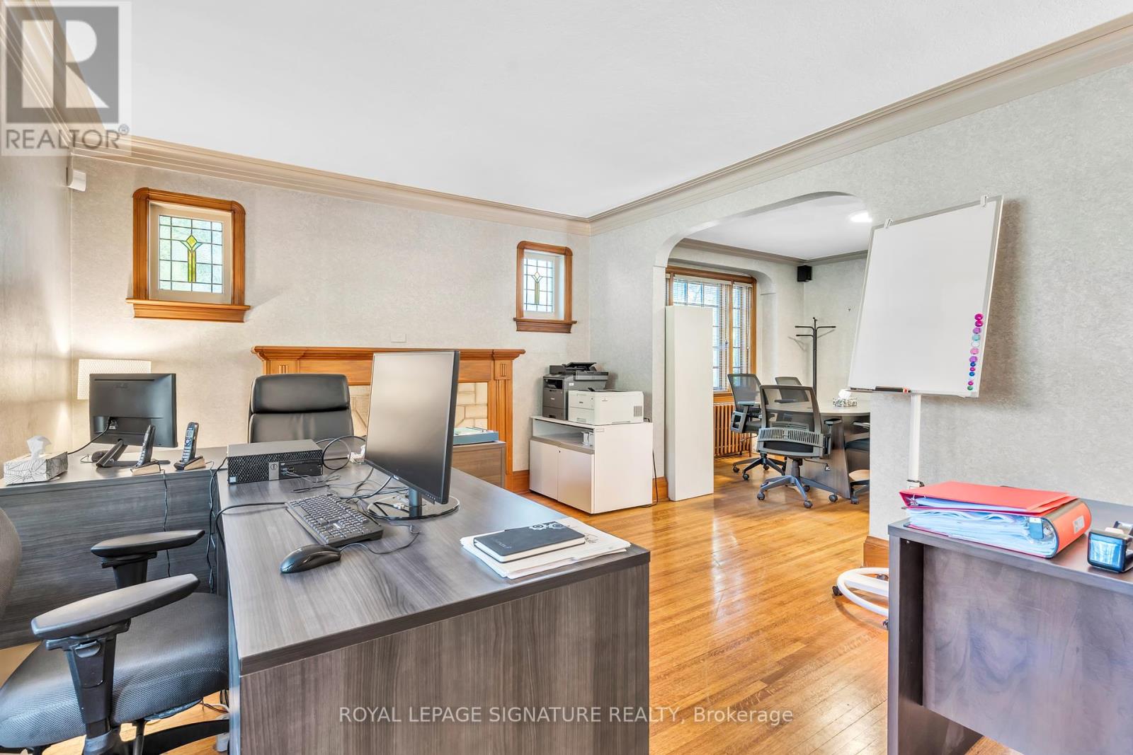 221 Hanna Road, Toronto (Leaside), Ontario  M4G 3P2 - Photo 8 - C12446559