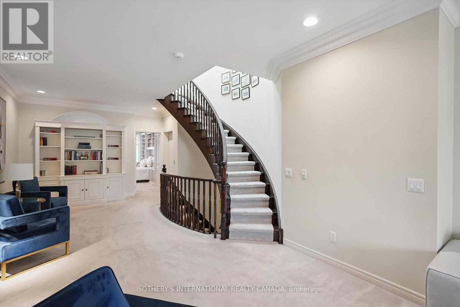 4 - 260 Russell Hill Road, Toronto, Ontario  M4V 2T2 - Photo 15 - C12446584