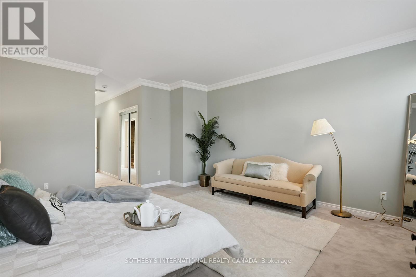4 - 260 Russell Hill Road, Toronto, Ontario  M4V 2T2 - Photo 31 - C12446584
