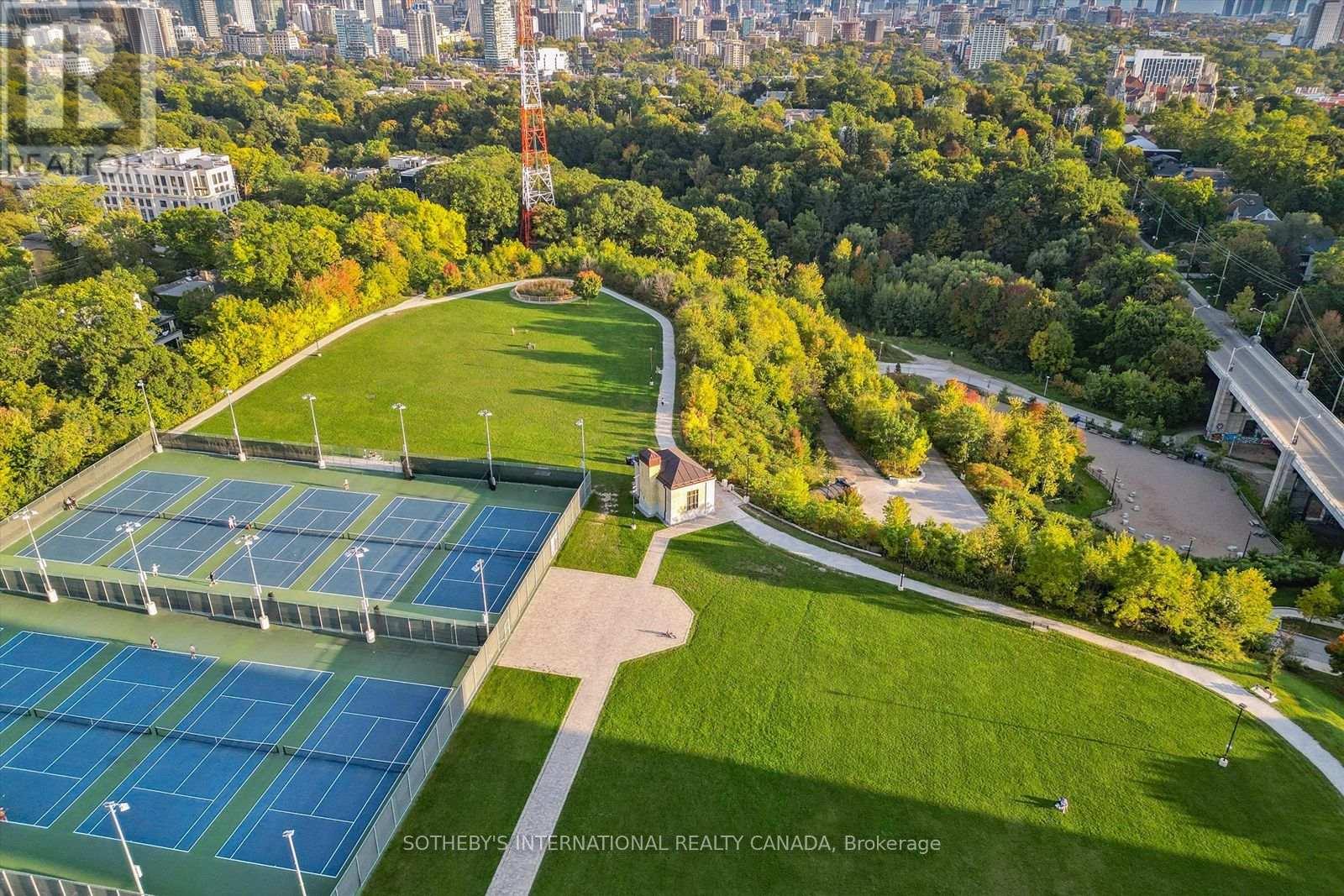 4 - 260 Russell Hill Road, Toronto, Ontario  M4V 2T2 - Photo 37 - C12446584