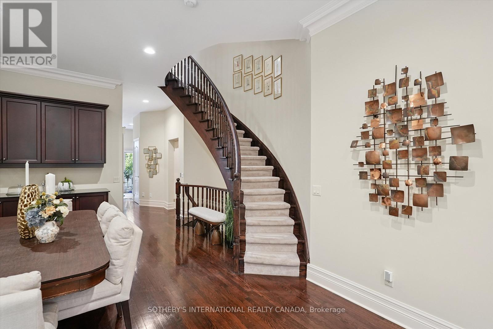 4 - 260 Russell Hill Road, Toronto, Ontario  M4V 2T2 - Photo 6 - C12446584