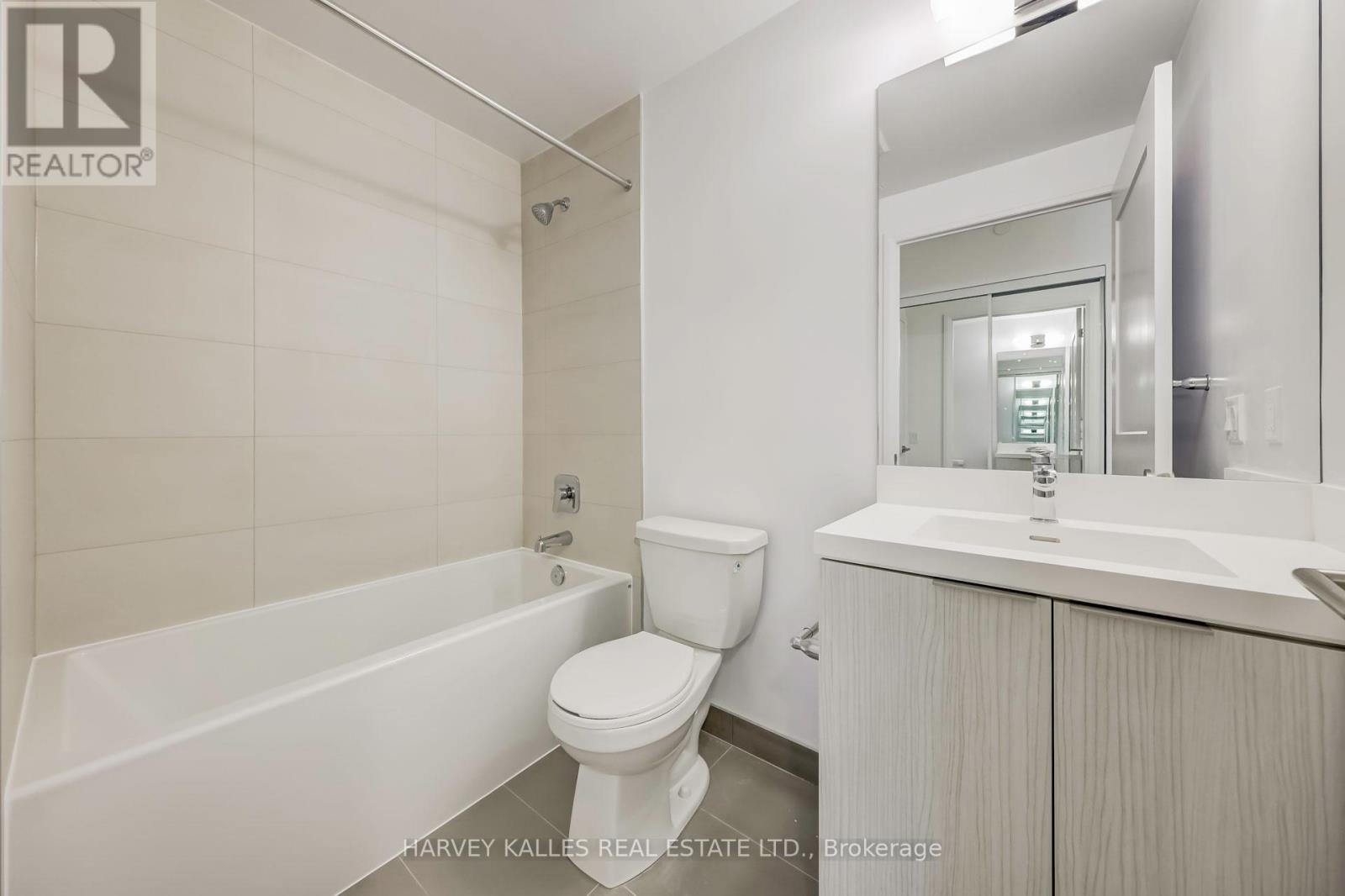 2407 - 25 Holly Street, Toronto, Ontario  M4S 0E3 - Photo 20 - C12446587