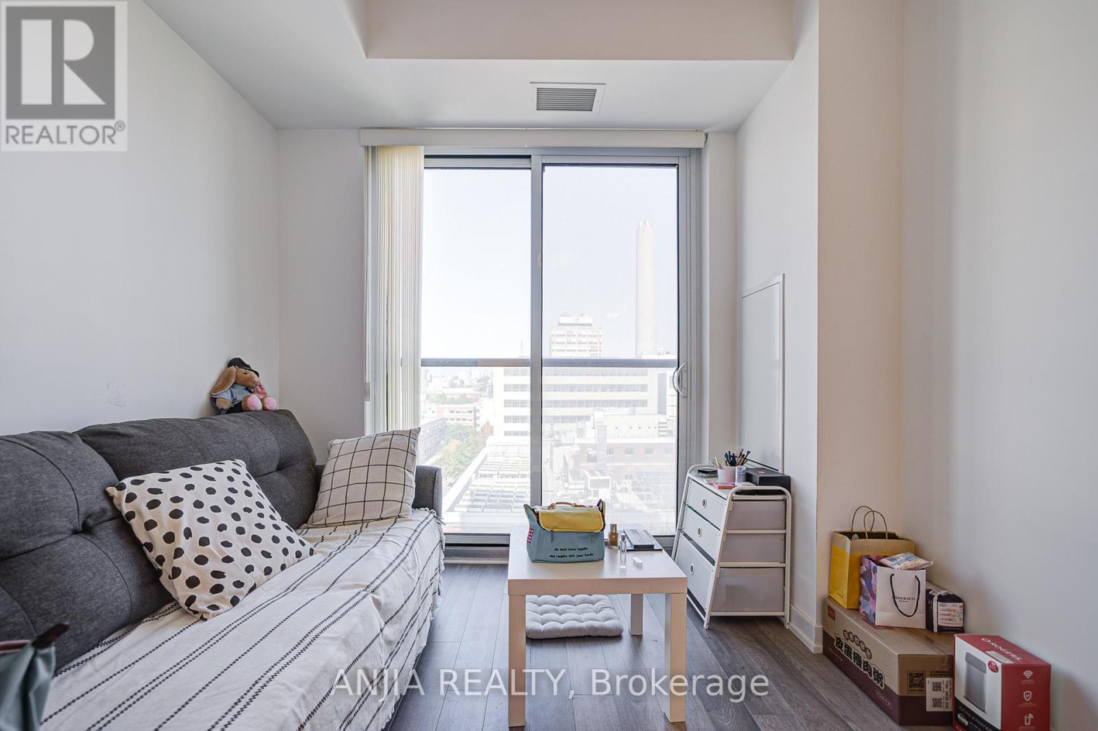 1106 - 181 Huron Street, Toronto, Ontario  M5T 0C1 - Photo 23 - C12446606