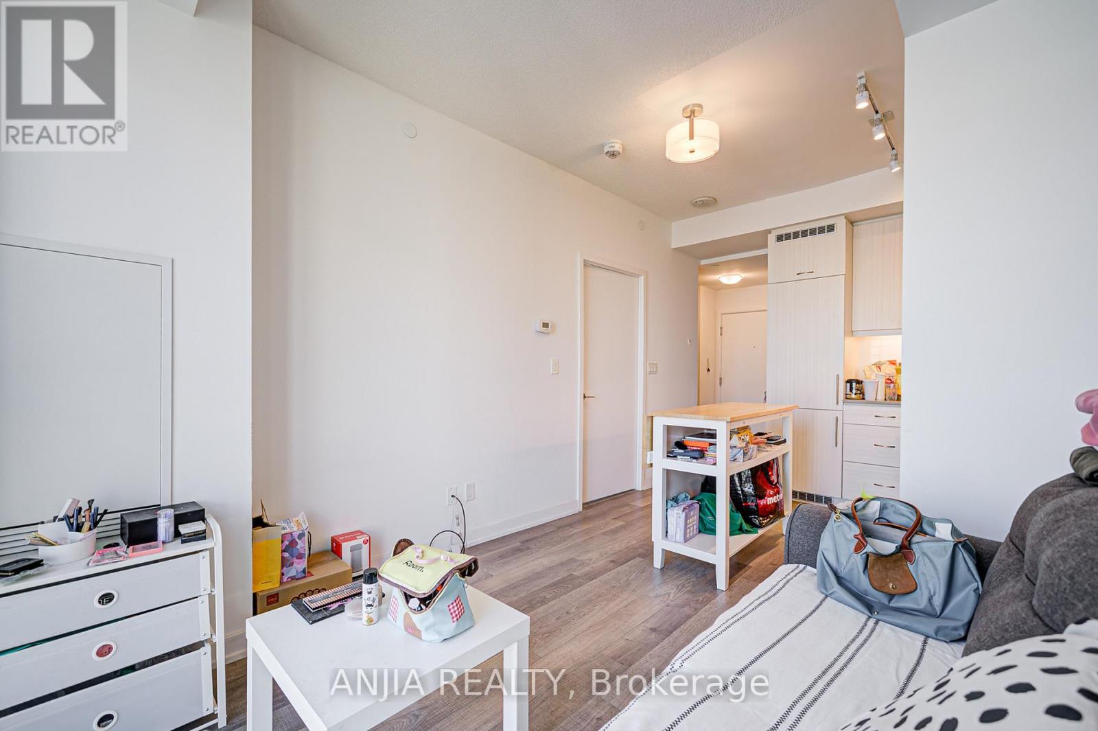 1106 - 181 Huron Street, Toronto, Ontario  M5T 0C1 - Photo 25 - C12446606