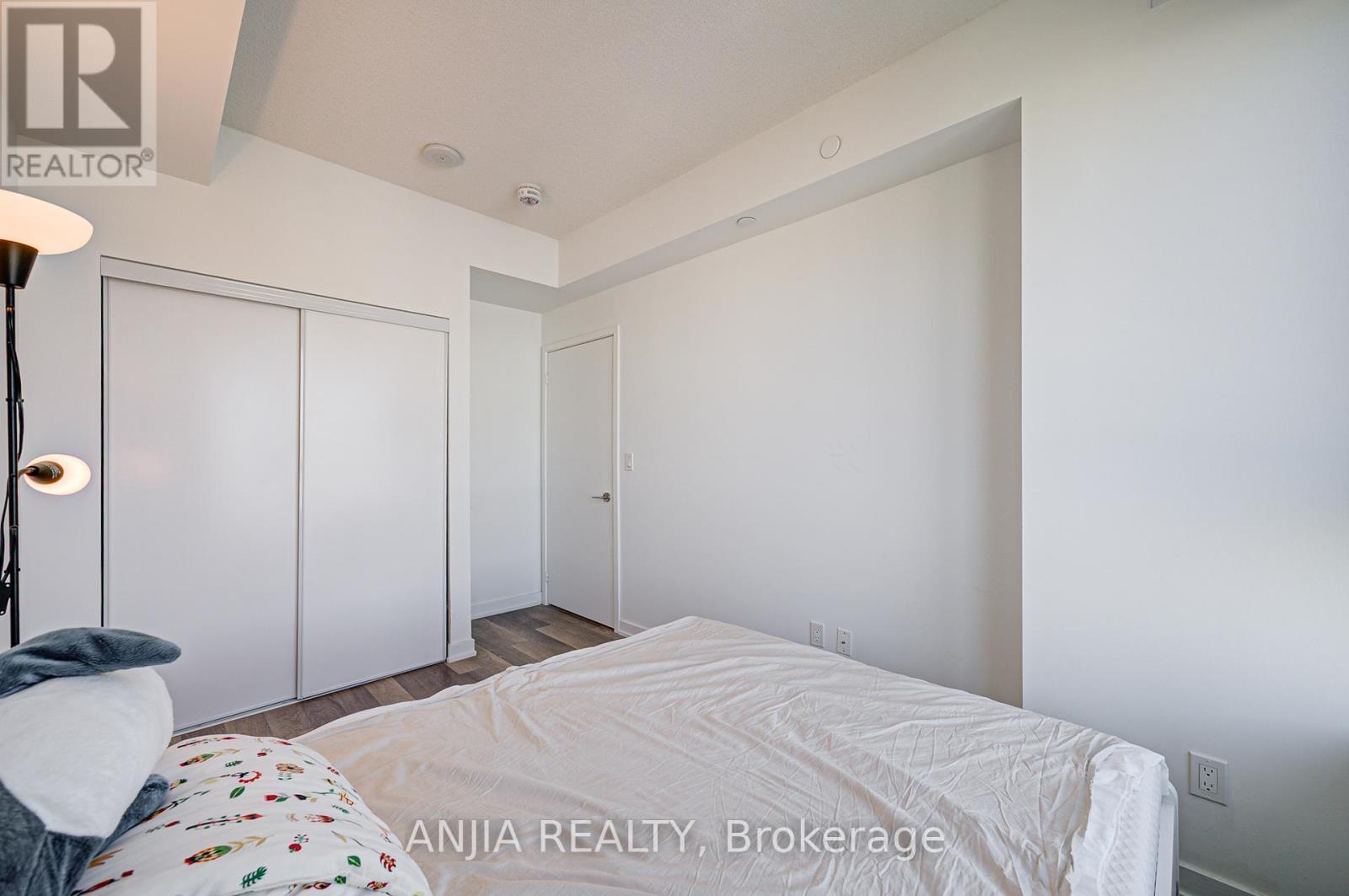 1106 - 181 Huron Street, Toronto, Ontario  M5T 0C1 - Photo 32 - C12446606