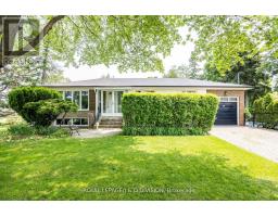 48 GREENGROVE CRESCENT, Toronto, Ontario