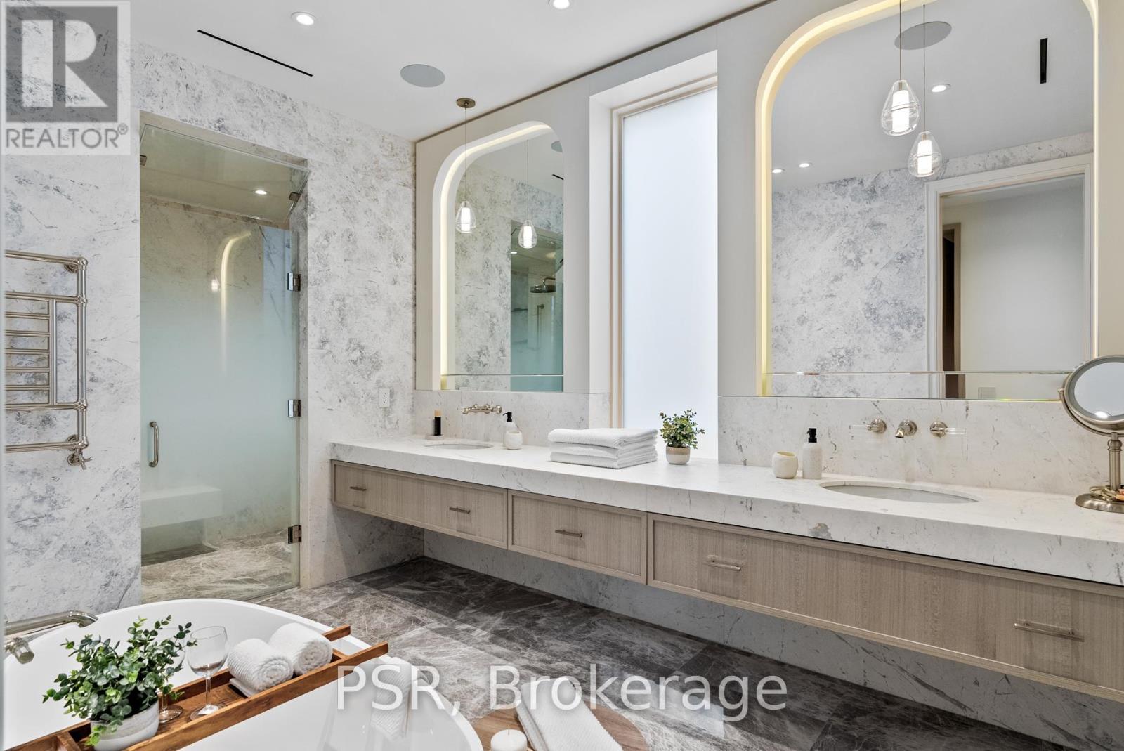 84 Old Forest Hill Road, Toronto (Forest Hill South), Ontario  M5P 2R5 - Photo 10 - C12446646