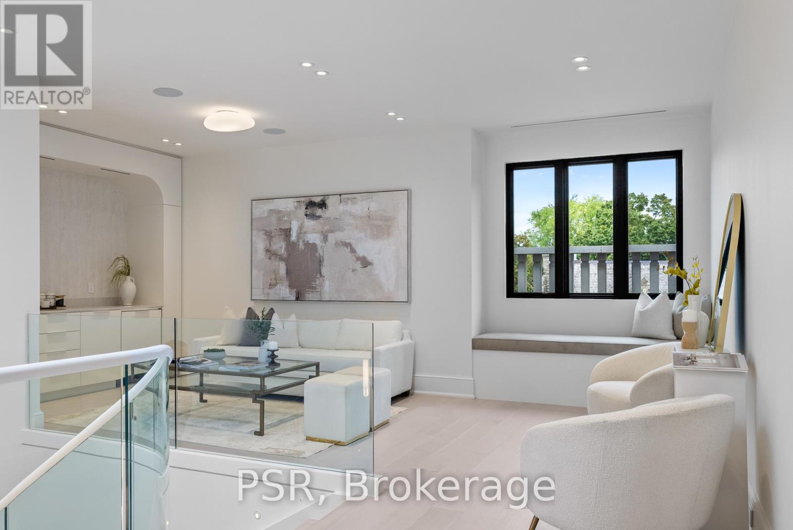 84 Old Forest Hill Road, Toronto (Forest Hill South), Ontario  M5P 2R5 - Photo 15 - C12446646