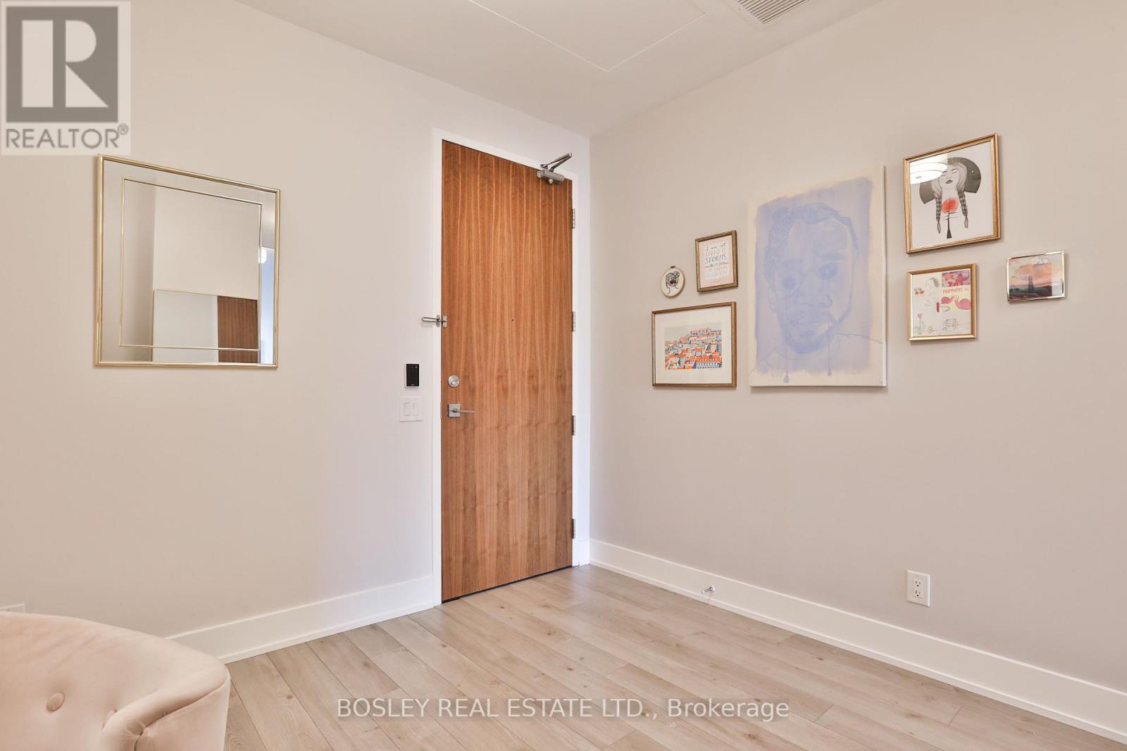 628 - 111 St. Clair Avenue W, Toronto (Yonge-St. Clair), Ontario  M4V 1N5 - Photo 4 - C12446684