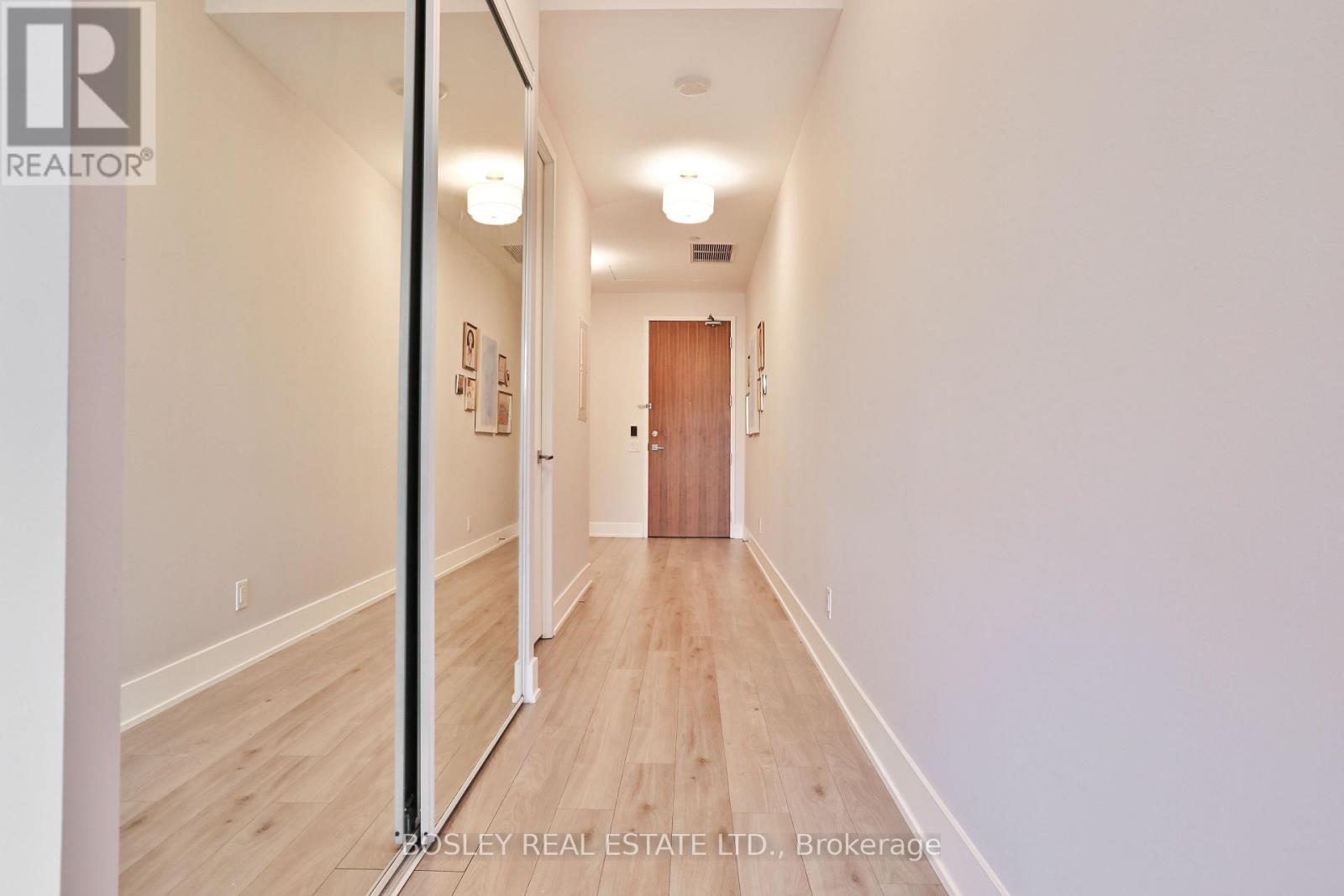 628 - 111 St. Clair Avenue W, Toronto (Yonge-St. Clair), Ontario  M4V 1N5 - Photo 6 - C12446684