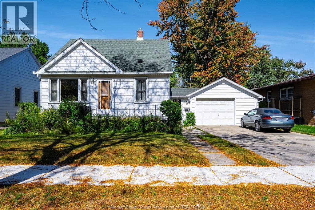 MLS# 25025301: 54 Horwath AVENUE, Kingsville, Canada