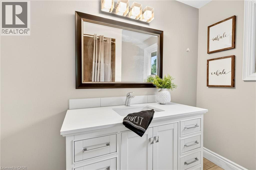 5 Westmoreland Road, Hamilton, Ontario  L9H 5E2 - Photo 24 - 40773849
