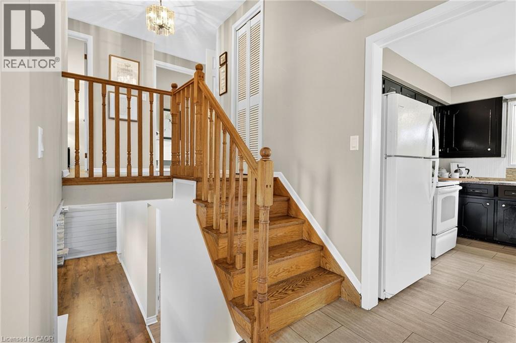 5 Westmoreland Road, Hamilton, Ontario  L9H 5E2 - Photo 17 - 40773849