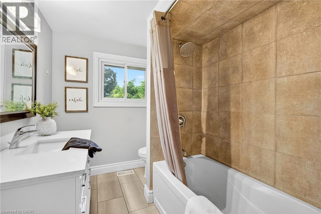 5 Westmoreland Road, Hamilton, Ontario  L9H 5E2 - Photo 23 - 40773849