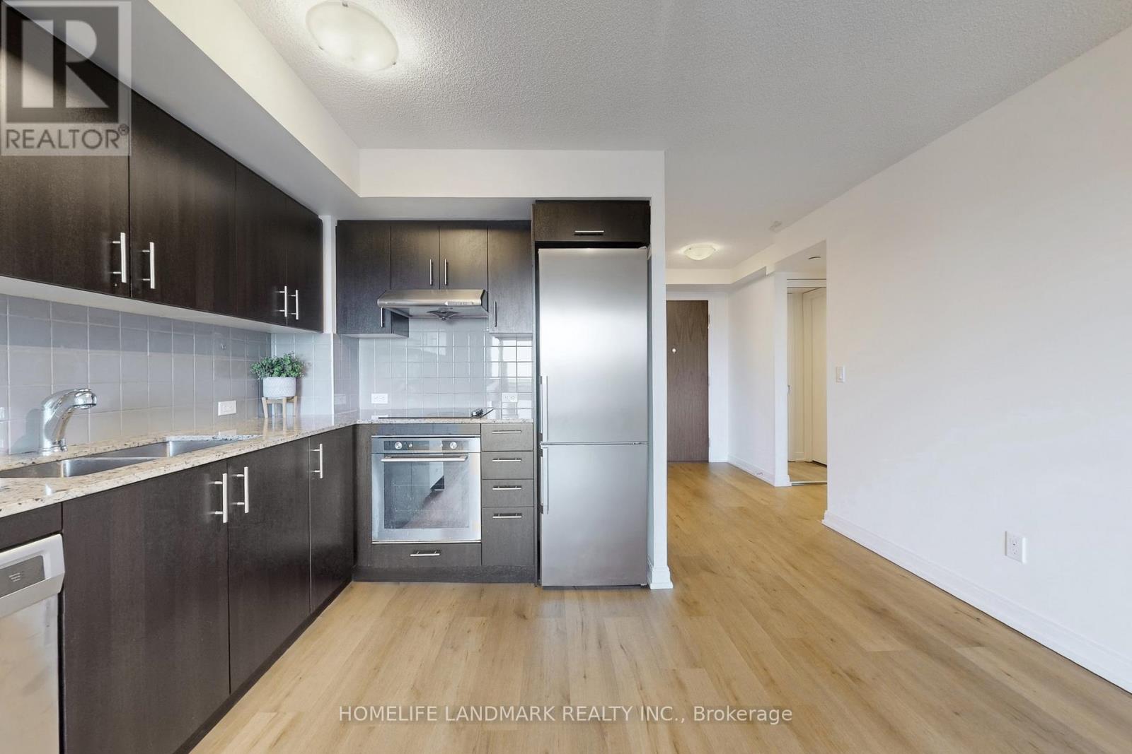 2106 - 255 Village Green Square, Toronto (Agincourt South-Malvern West), Ontario  M1S 0L7 - Photo 12 - E12446589