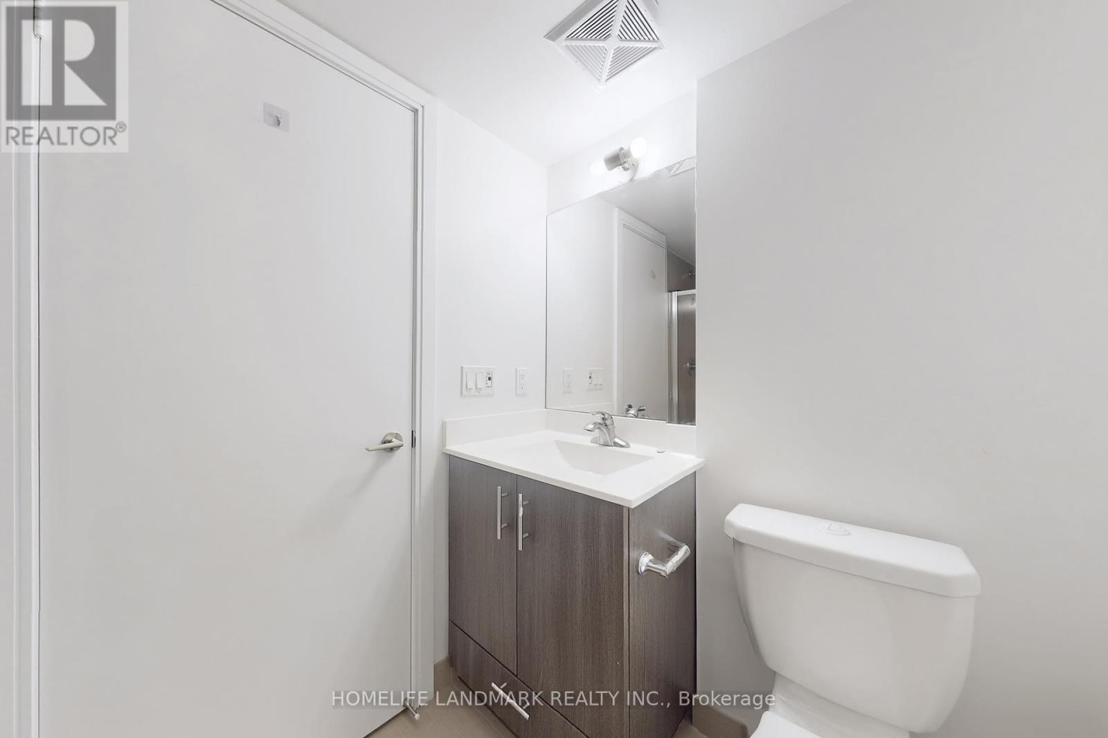 2106 - 255 Village Green Square, Toronto (Agincourt South-Malvern West), Ontario  M1S 0L7 - Photo 20 - E12446589