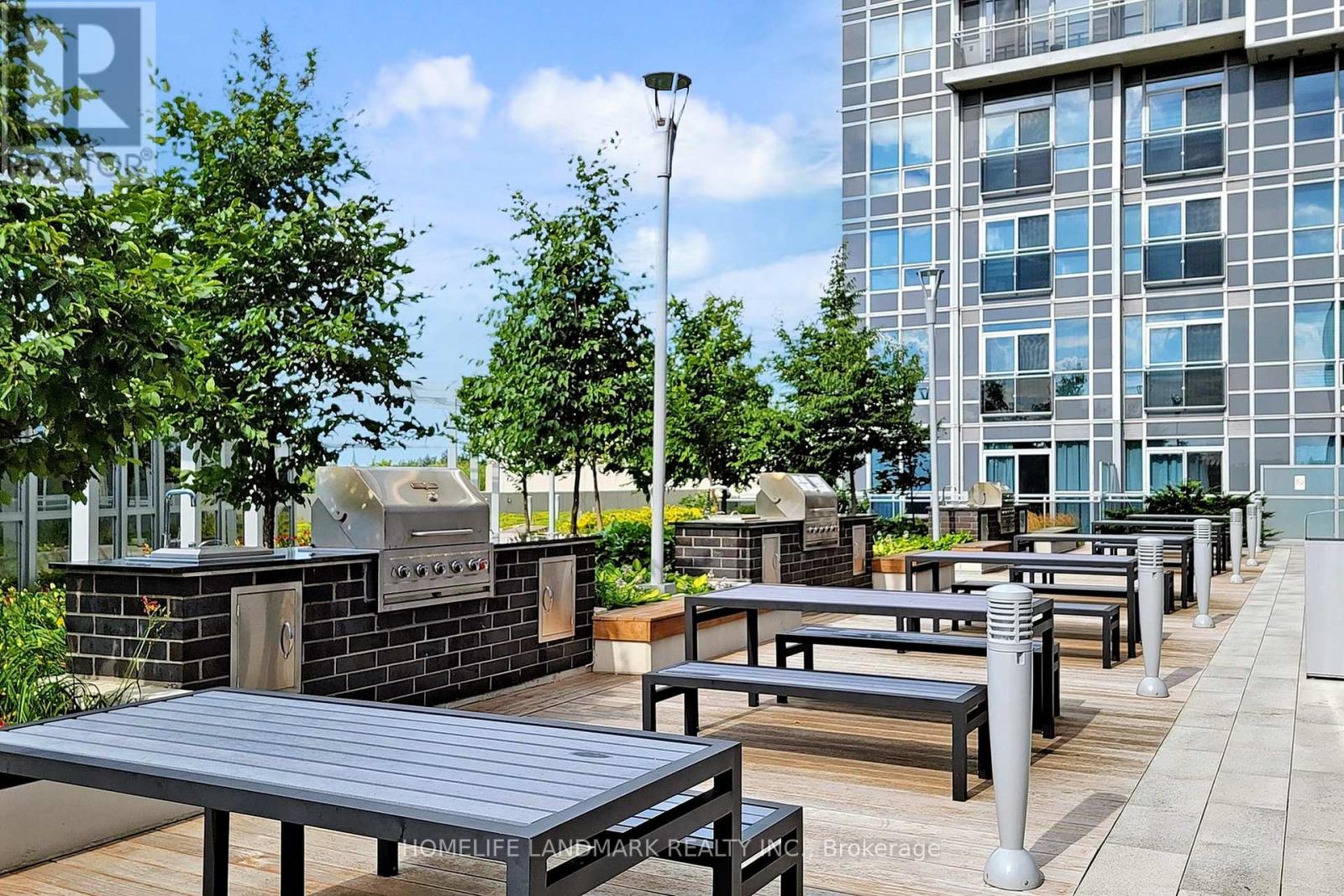 2106 - 255 Village Green Square, Toronto (Agincourt South-Malvern West), Ontario  M1S 0L7 - Photo 50 - E12446589