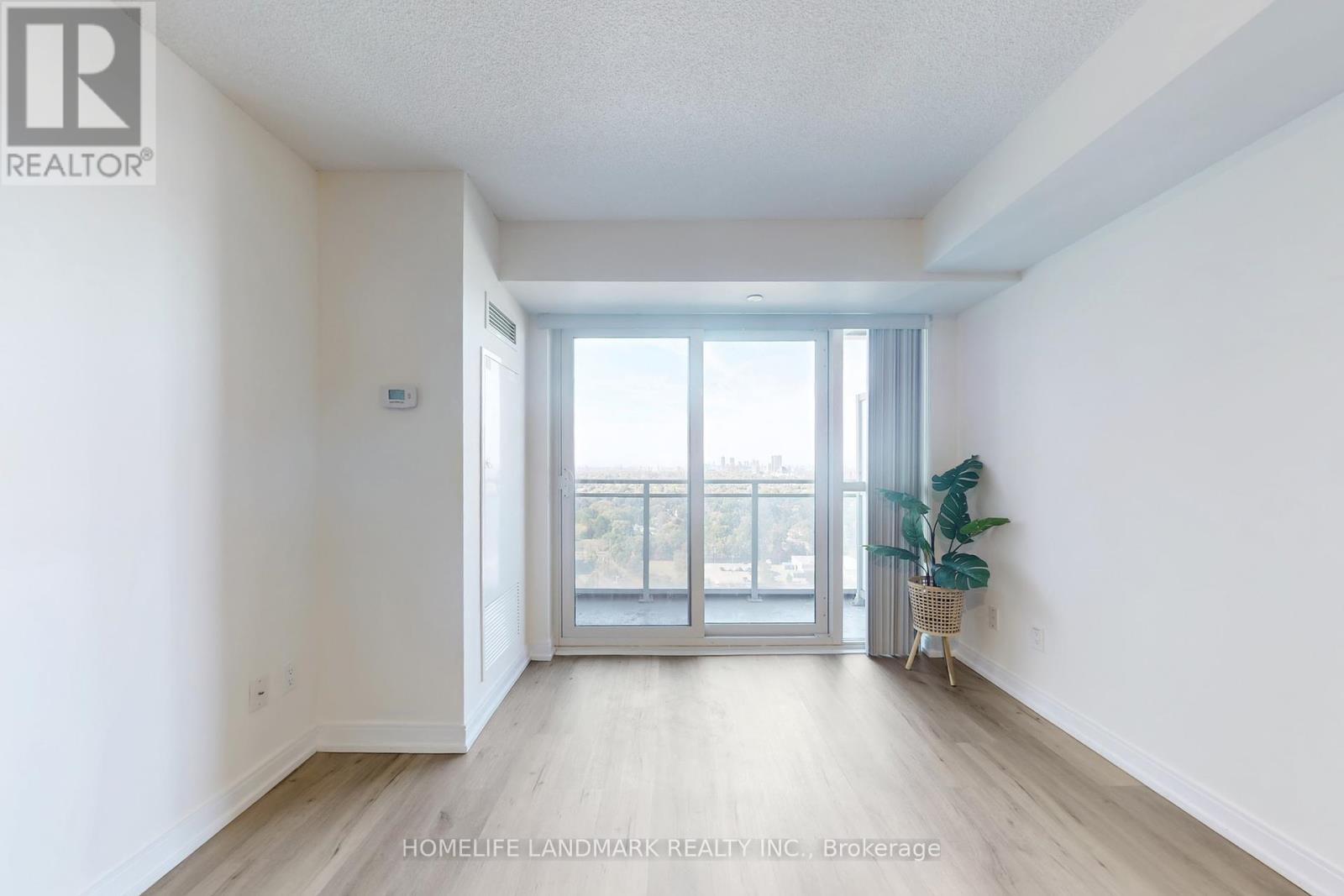 2106 - 255 Village Green Square, Toronto (Agincourt South-Malvern West), Ontario  M1S 0L7 - Photo 8 - E12446589