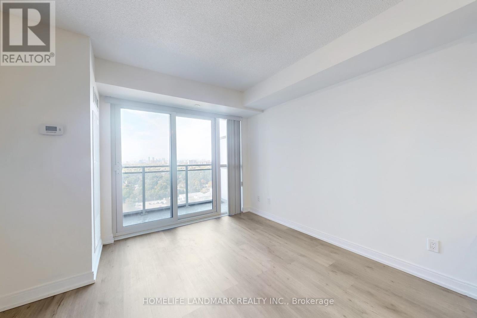 2106 - 255 Village Green Square, Toronto (Agincourt South-Malvern West), Ontario  M1S 0L7 - Photo 9 - E12446589