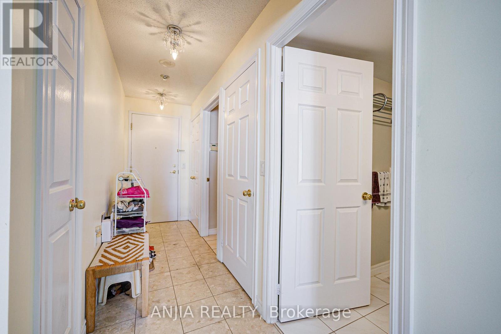 1705 - 2627 Mccowan Road, Toronto (Agincourt North), Ontario  M1S 5T1 - Photo 12 - E12446595