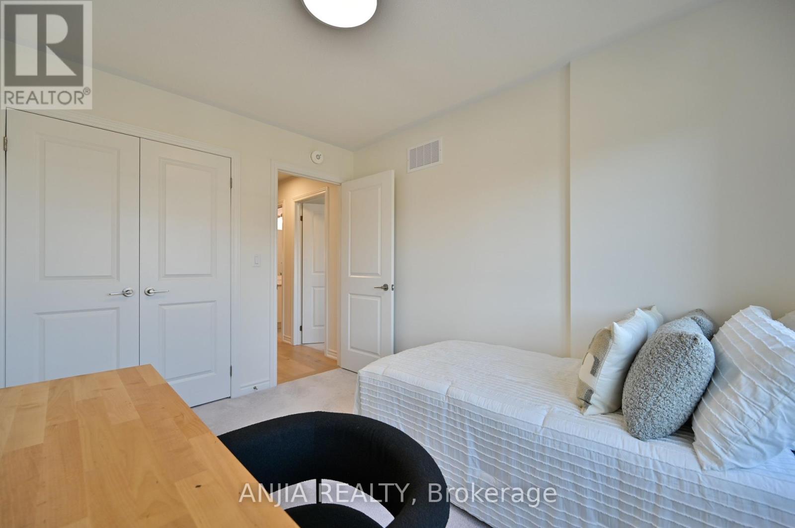 16 Velvet Drive, Whitby, Ontario  L1P 0P6 - Photo 41 - E12446635