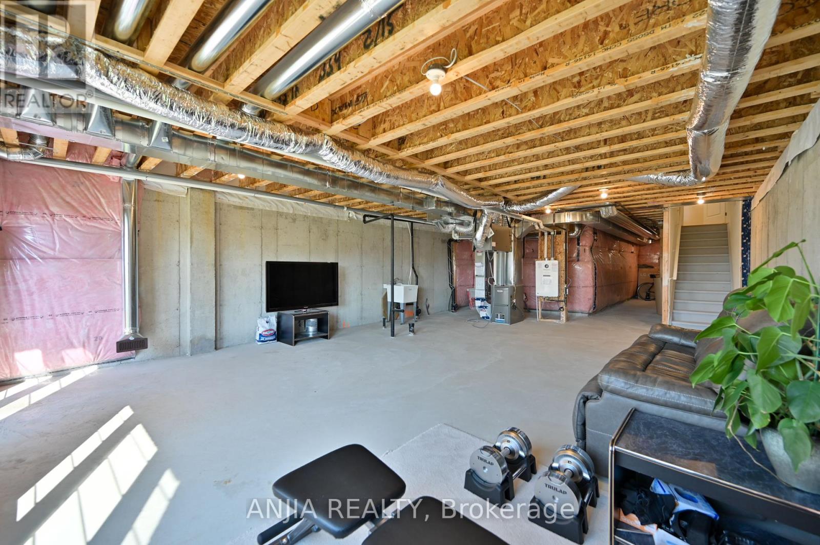 16 Velvet Drive, Whitby, Ontario  L1P 0P6 - Photo 45 - E12446635
