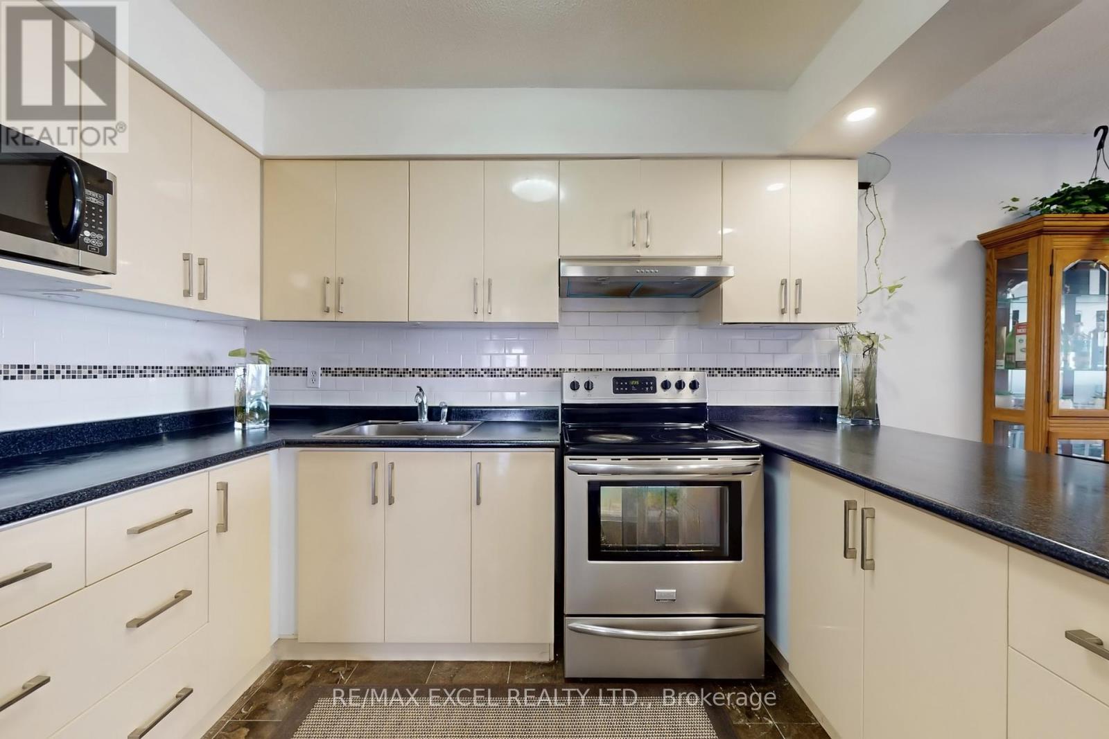 1708 - 4101 Sheppard Avenue E, Toronto (Agincourt South-Malvern West), Ontario  M1S 3H3 - Photo 13 - E12446640