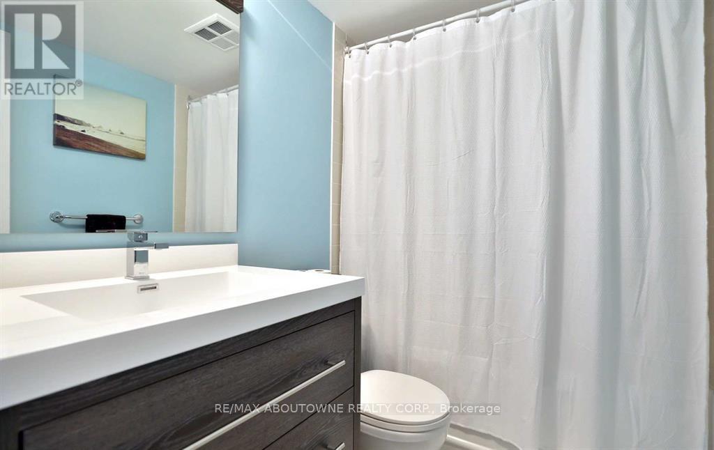 3205 - 36 Lee Centre Drive, Toronto (Woburn), Ontario  M1H 3K2 - Photo 14 - E12446685